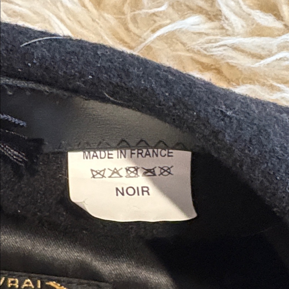 Authentic Basque Black Wool Beret - Picture 6 of 9